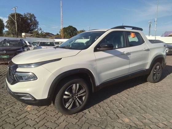 FIAT TORO 1.3 TURBO 270 FLEX FREEDOM AT6 FIAT TORO 1.3 TURBO 270 FLEX FREEDOM AT6